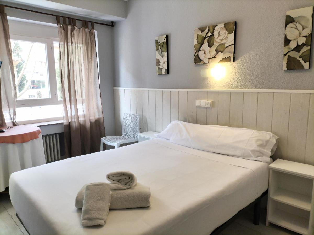Hostal Albero By Gaiarooms Salamanca Ngoại thất bức ảnh