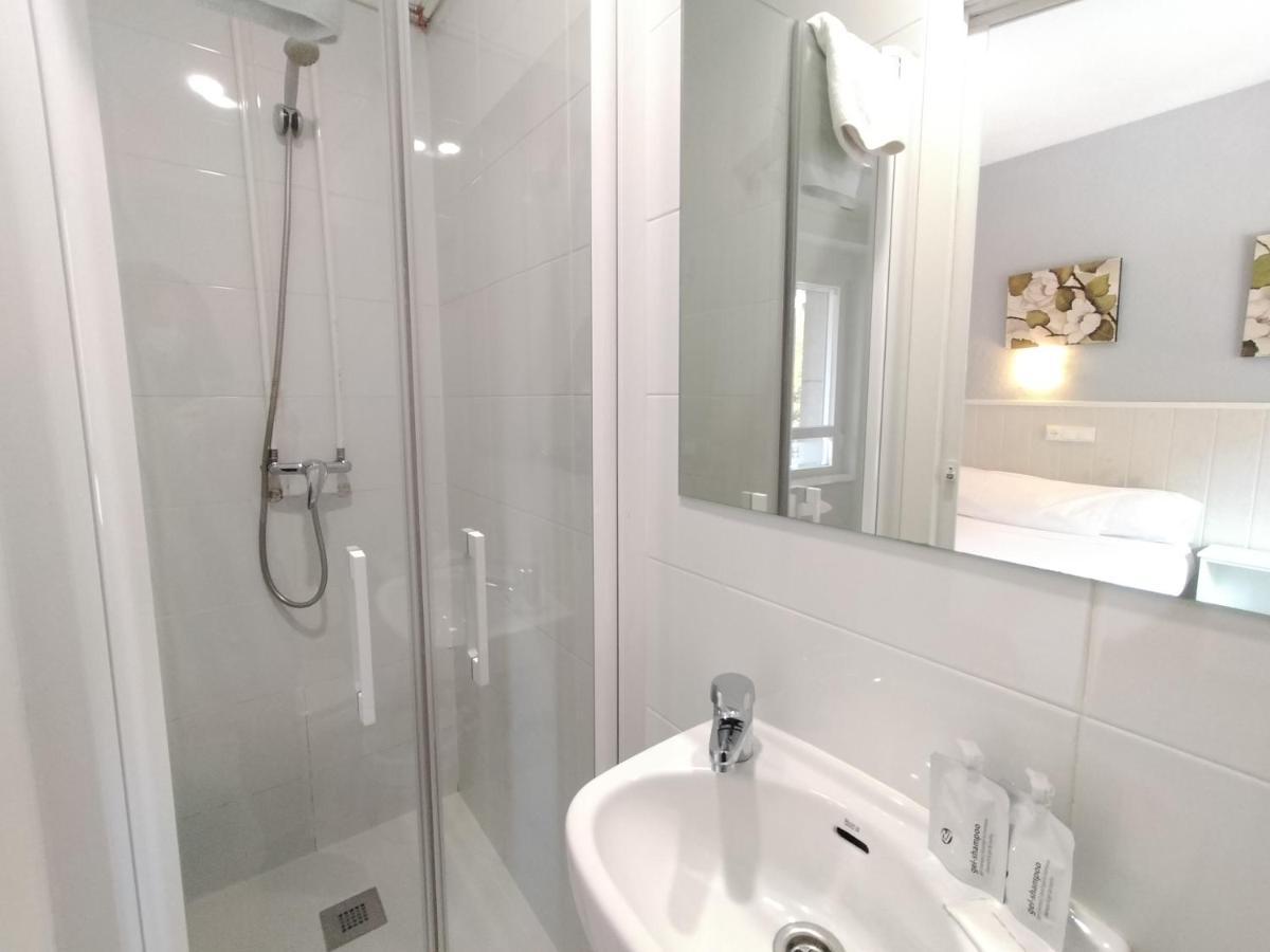 Hostal Albero By Gaiarooms Salamanca Ngoại thất bức ảnh
